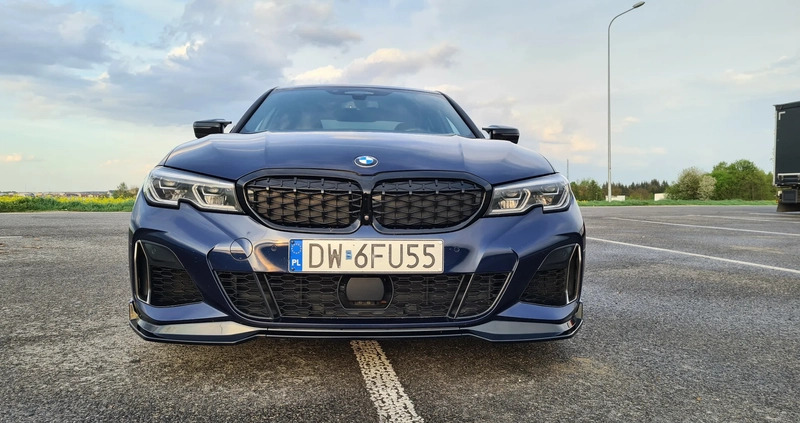 BMW Seria 3 cena 195000 przebieg: 177000, rok produkcji 2019 z Sandomierz małe 781